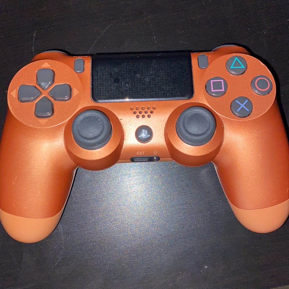 Used ps4 - Picture 2 of 2